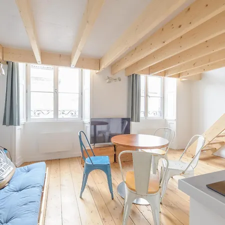 Charmant Studio Mezzanine Renove Au Centre De La Rochelle, Proche Vieux Port Et Plages - Fr-1-535-54 La Rochelle  Extérieur photo